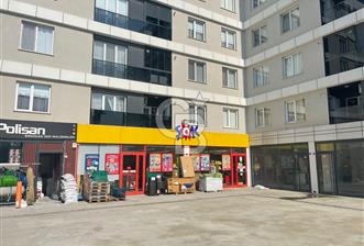 BÜYÜKÇEKMECE ANA CADDE ÜZERİ KURUMSAL KİRACILI 350 M2 DÜKKAN