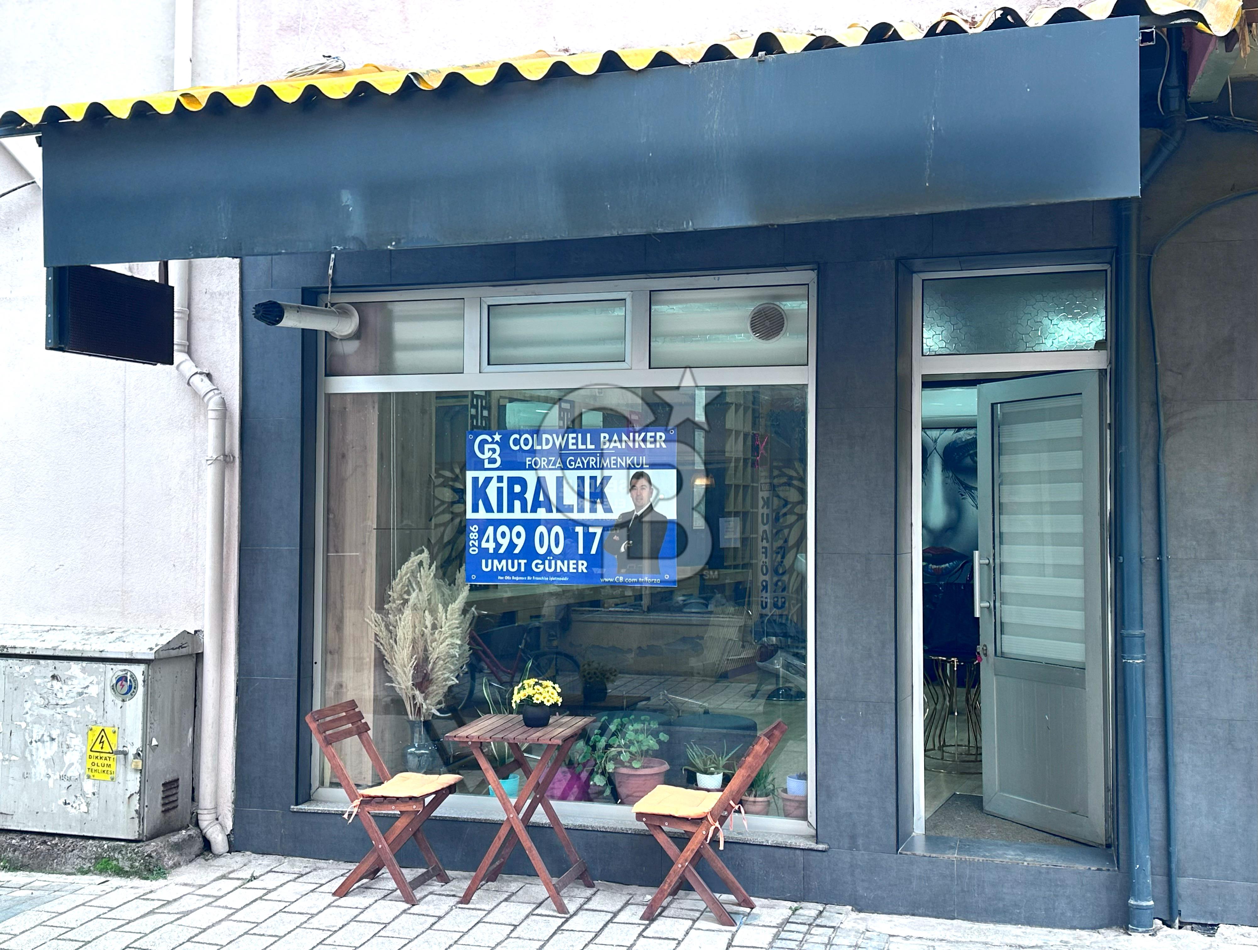 KİRALIK DÜKKAN MERKEZİ KONUMDA, YAYA TRAFİĞİNE SAHİP LOKASYONDA