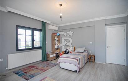 Foça Bağarası Müstakil Havuzlu Villa
