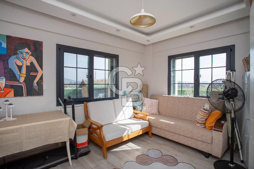Foça Bağarası Müstakil Havuzlu Villa
