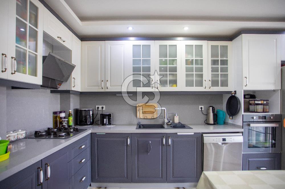 Foça Bağarası Müstakil Havuzlu Villa