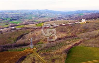 CB AKADEMİ TOPLUCA KANDIRA YOLU KENARINDA SATILIK 2431 m2 TARLA