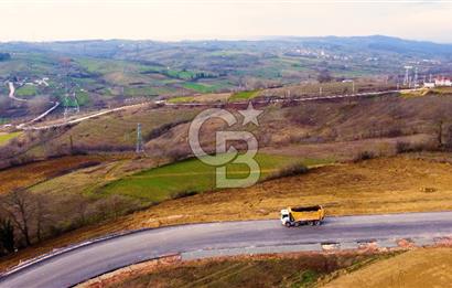 CB AKADEMİ TOPLUCA KANDIRA YOLU KENARINDA SATILIK 2431 m2 TARLA
