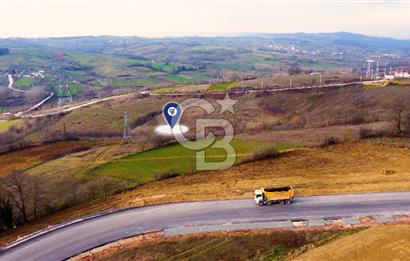 CB AKADEMİ TOPLUCA KANDIRA YOLU KENARINDA SATILIK 2431 m2 TARLA