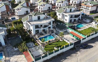 BÜYÜKÇEKMECE KUMBURGAZ 1010M² ARSA İÇNDE HAVUZLU MÜSTAKİL VİLLA