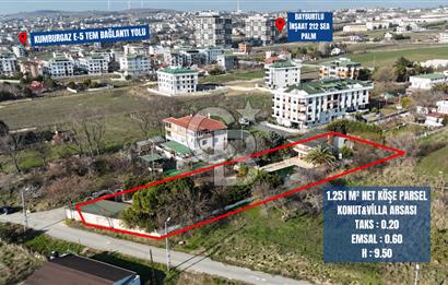 KUMBURGAZ'DA İÇİNDE MÜSTAKİL HAVUZLU VİLLALI 1.251M² NET ARSA