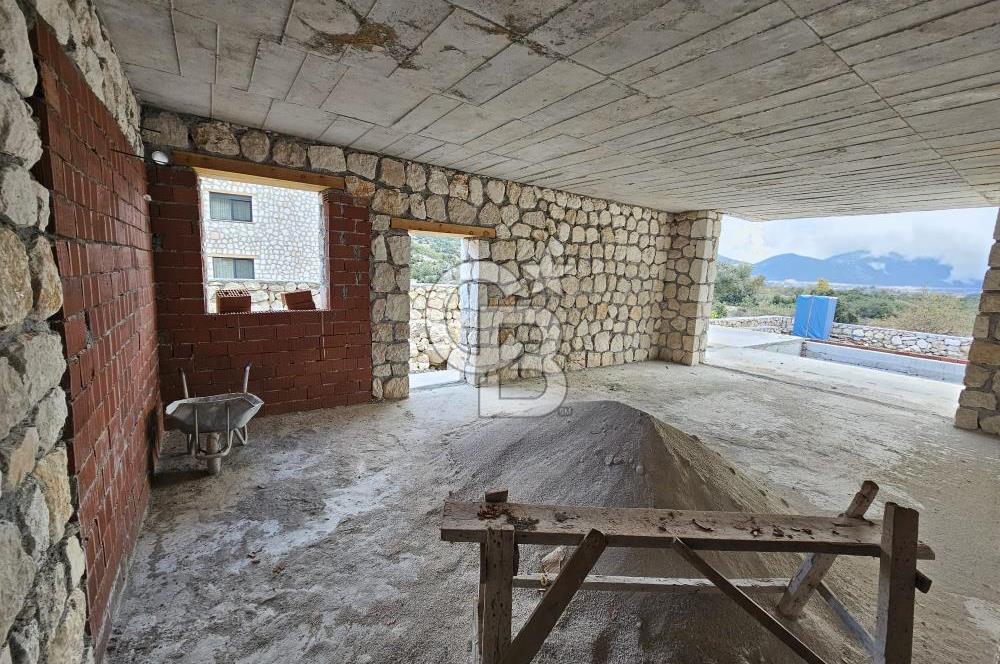 CB GİZ'DEN KAŞ BEZİRGAN'DA SATILIK 3+1 NATAMAM VİLLA