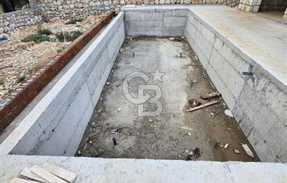 CB GİZ'DEN KAŞ BEZİRGAN'DA SATILIK 3+1 NATAMAM VİLLA