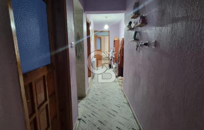MENEMEN,ASARLIK,IRMAK MAHALLESİ, BAHÇELİ 3 KATLI SATILIK BİNA