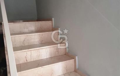 MENEMEN,ASARLIK,IRMAK MAHALLESİ, BAHÇELİ 3 KATLI SATILIK BİNA