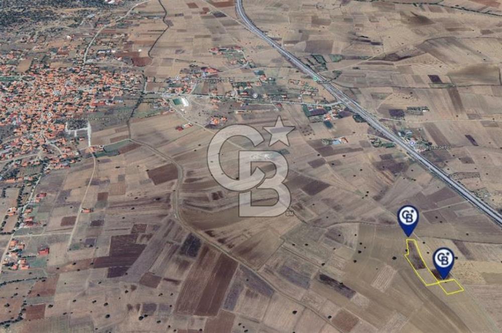 Tavas Sarıabat da Muğla Karayolu Yakını Satılık 4550 M² Arazi