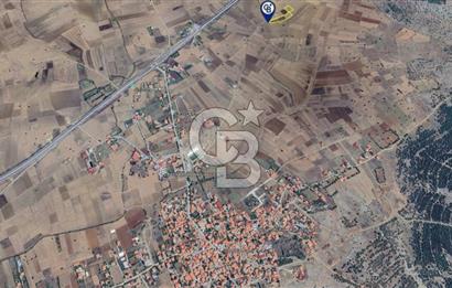 Tavas Sarıabat da Muğla Karayolu Yakını Satılık 4550 M² Arazi