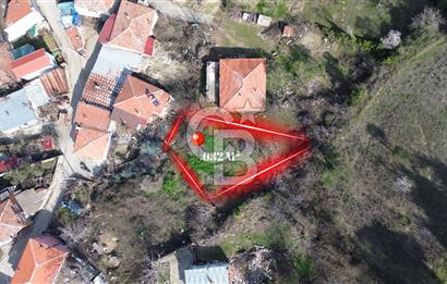 ÇANAKKALE KEMEL KÖYÜNDE BOĞAZ MANZARALI SATILIK BAHÇE