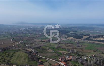ÇANAKKALE KEMEL KÖYÜNDE BOĞAZ MANZARALI SATILIK BAHÇE
