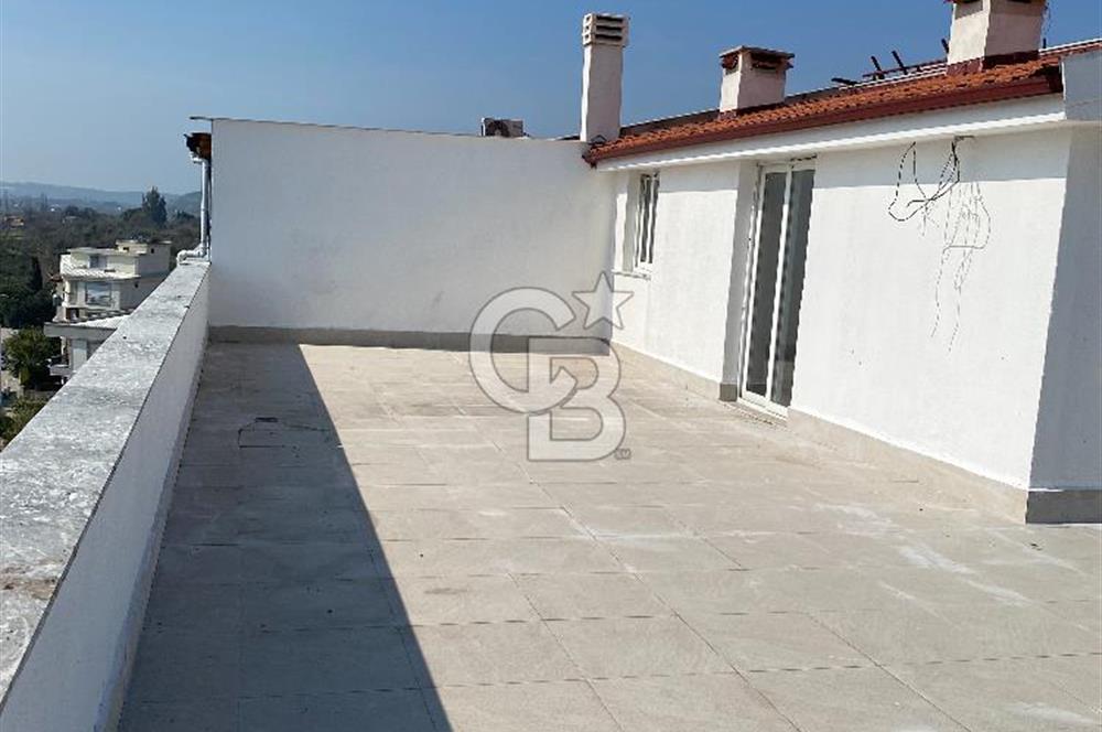 SEFERİHİSAR’DA SATILIK SİTE İÇİ HAVUZLU LÜX DUBLEKS DAİRE – 4 MUHTEŞEM GÜZELLİK BİR ARADA