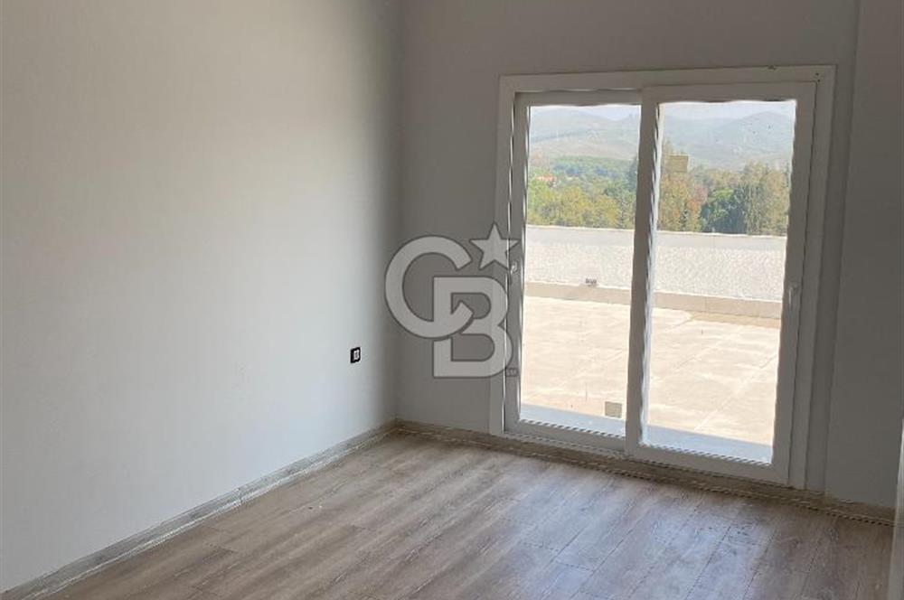 SEFERİHİSAR’DA SATILIK SİTE İÇİ HAVUZLU LÜX DUBLEKS DAİRE – 4 MUHTEŞEM GÜZELLİK BİR ARADA