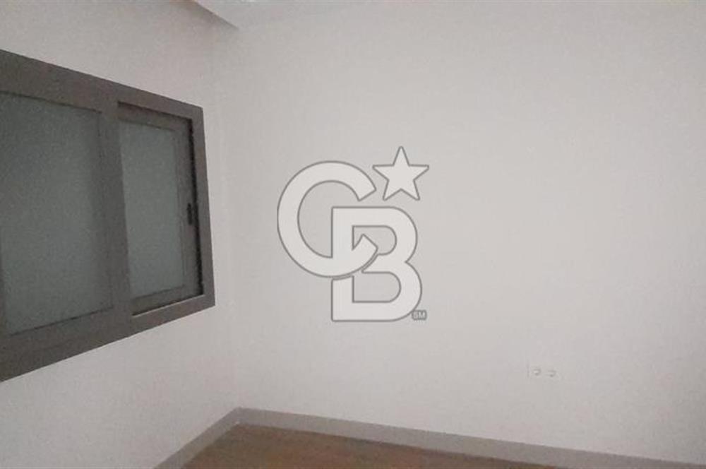 KONAK MİTHATPAŞA CD.ÜZERİNDE DENİZE 100MT 3+1DAİRE SATILIK