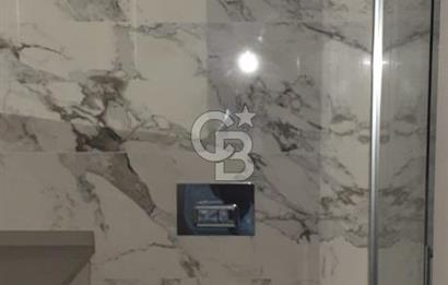 KONAK MİTHATPAŞA CD.ÜZERİNDE DENİZE 100MT 3+1DAİRE SATILIK