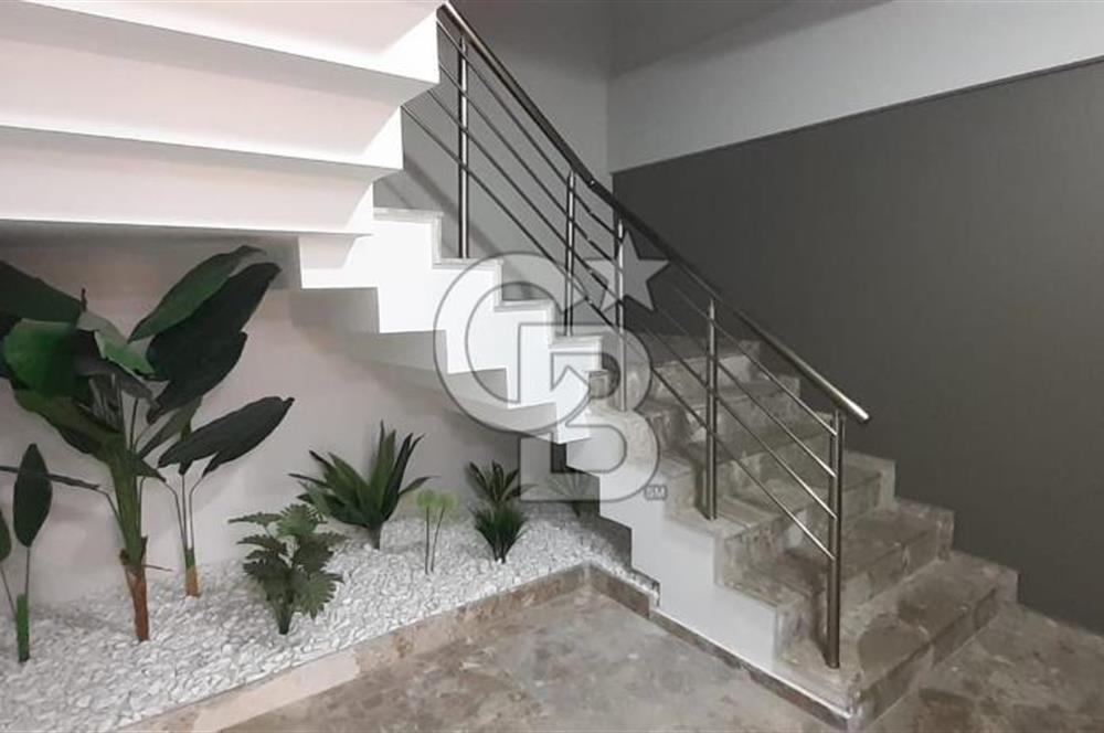 KONAK MİTHATPAŞA CD.ÜZERİNDE DENİZE 100MT 3+1DAİRE SATILIK