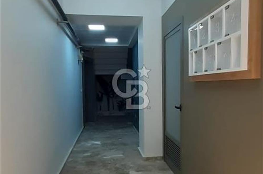 KONAK MİTHATPAŞA CD.ÜZERİNDE DENİZE 100MT 3+1DAİRE SATILIK