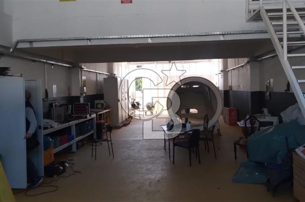 Ayvalık Uğur Sanayi Sitesi'nde Satılık Dükkan