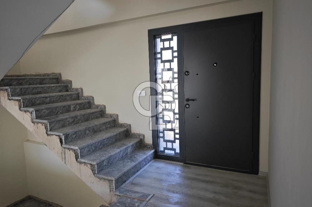 YALOVA MERKEZ İSMETPAŞA SATILIK 7+2 VİLLA!. (465 M2)