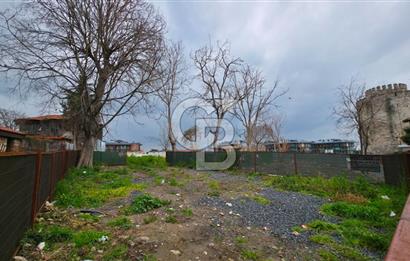 Yedikule'de 201m2, Projesi Onaylı, 2.Derece Tarihi Eser Arsa