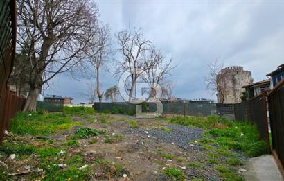 Yedikule'de 201m2, Projesi Onaylı, 2.Derece Tarihi Eser Arsa