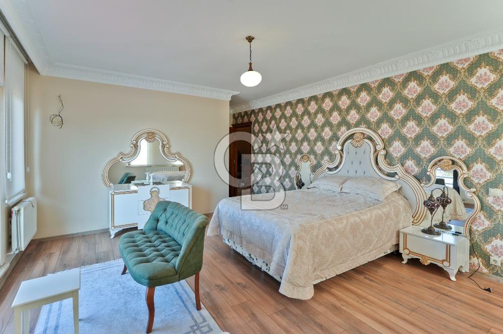 Hadımköy Yeşilbayır'da Site içi Eşyalı 6+1 Villa