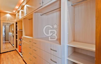 Hadımköy Yeşilbayır'da Site içi Eşyalı 6+1 Villa