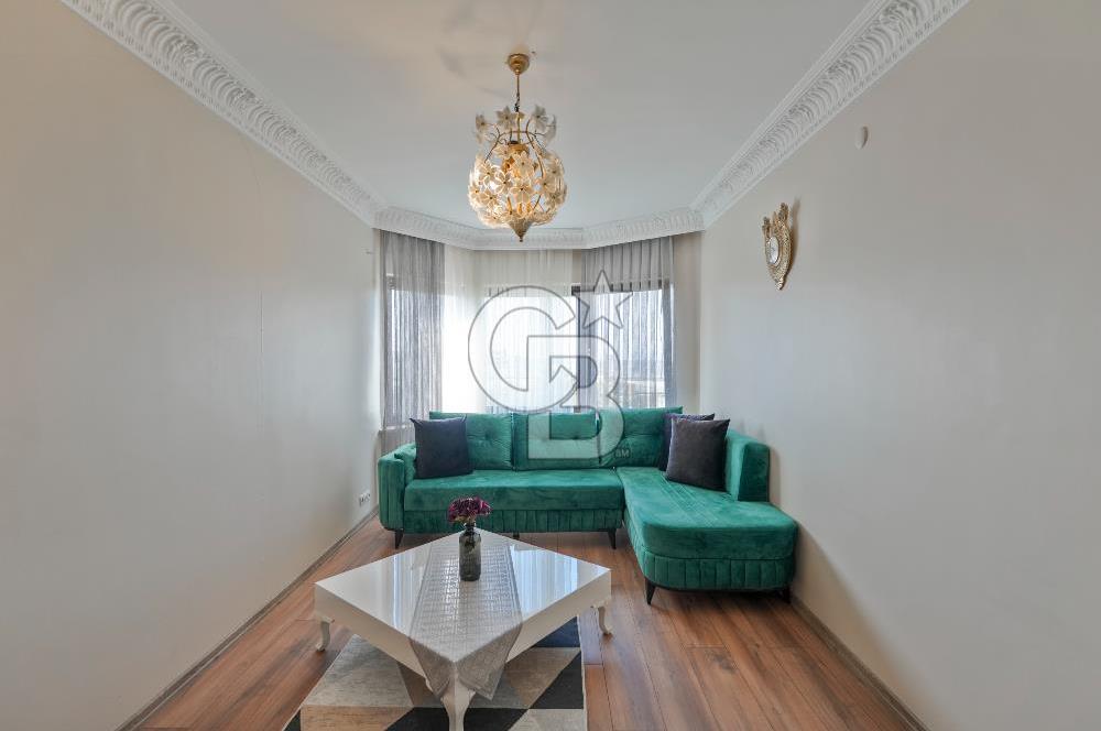 Hadımköy Yeşilbayır'da Site içi Eşyalı 6+1 Villa