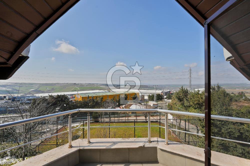 Hadımköy Yeşilbayır'da Site içi Eşyalı 6+1 Villa