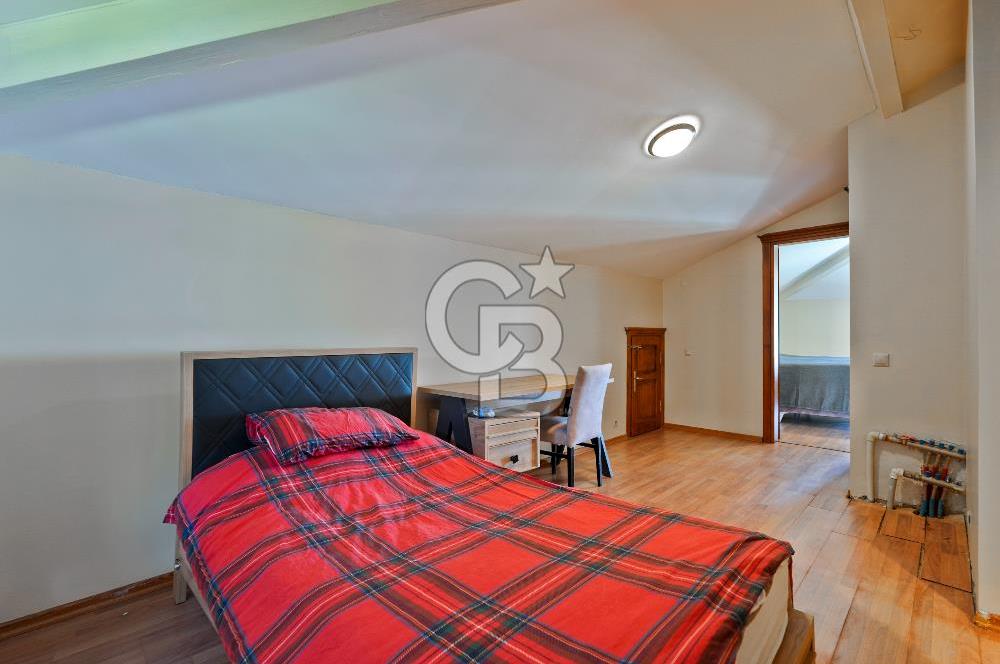 Hadımköy Yeşilbayır'da Site içi Eşyalı 6+1 Villa