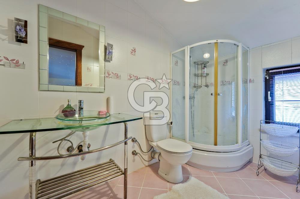 Hadımköy Yeşilbayır'da Site içi Eşyalı 6+1 Villa