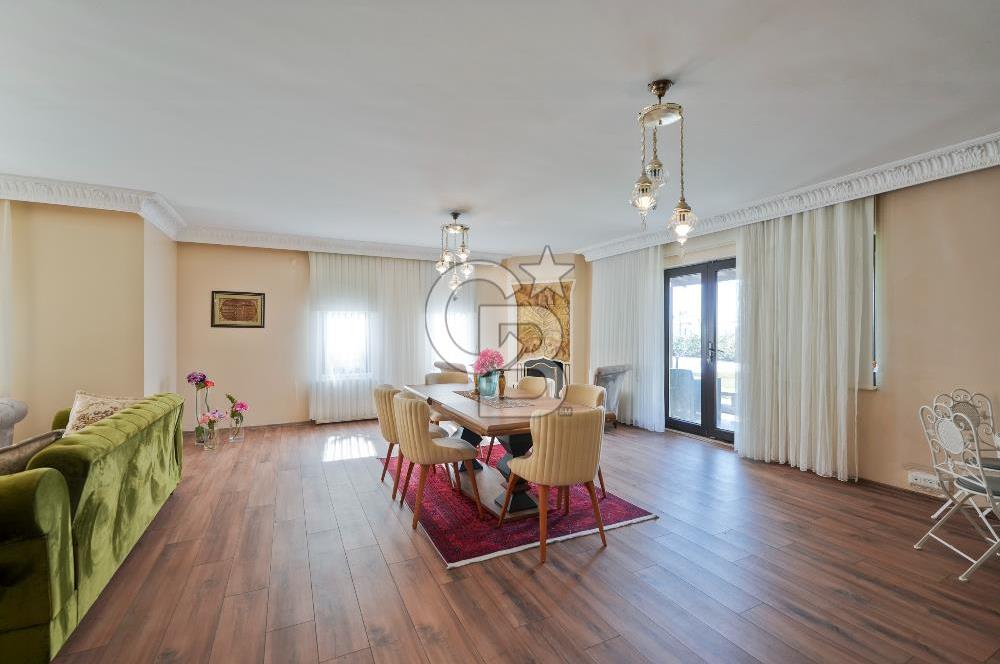 Hadımköy Yeşilbayır'da Site içi Eşyalı 6+1 Villa