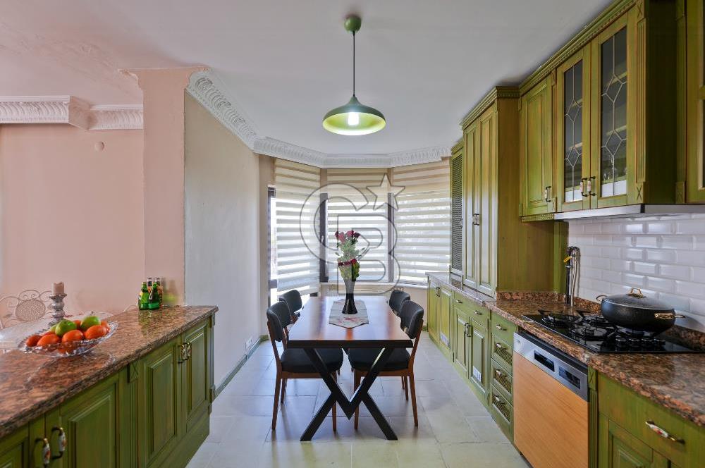 Hadımköy Yeşilbayır'da Site içi Eşyalı 6+1 Villa