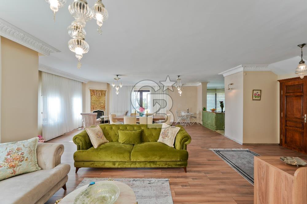 Hadımköy Yeşilbayır'da Site içi Eşyalı 6+1 Villa
