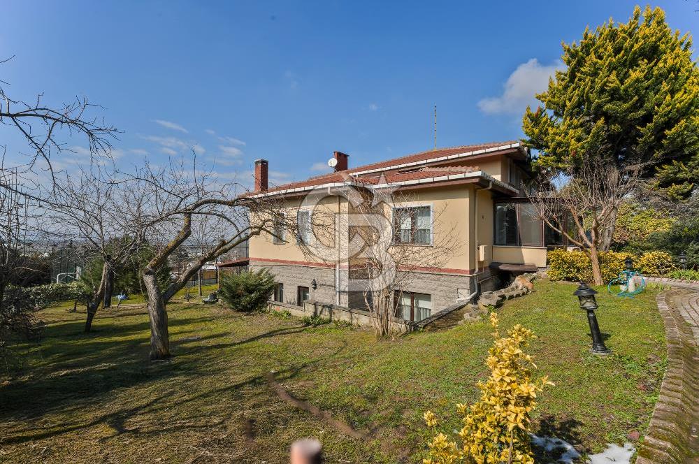 Hadımköy Yeşilbayır'da Site içi Eşyalı 6+1 Villa