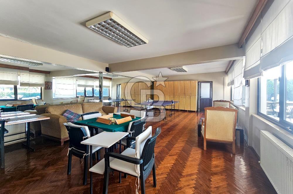 Hadımköy Yeşilbayır'da Site içi Eşyalı 6+1 Villa