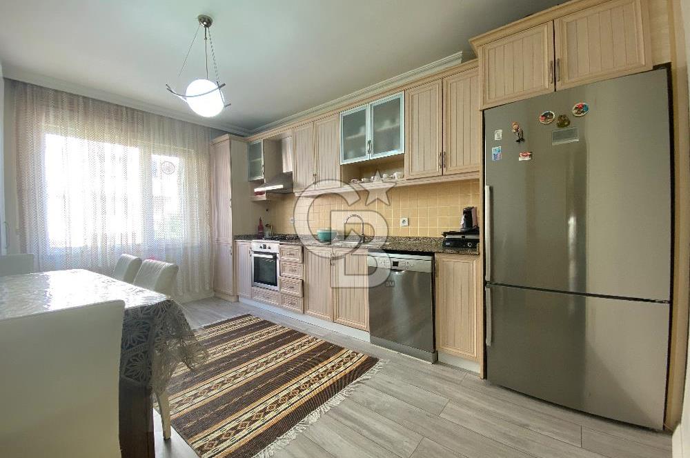 BAHÇEŞEHİR 2. KISIMDA İÇİ YAPILI BÜYÜK M2 SATILIK DAİRE