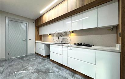 EDREMİT'TE MODERN TASARIMLI SATILIK LÜX 3+1 DAİRE