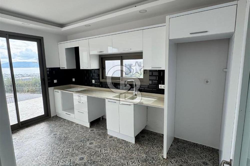 BODRUM AKYARLARDA EŞSİZ MANZARASIYLA SATILIK 3+1 VİLLA