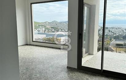 BODRUM AKYARLARDA EŞSİZ MANZARASIYLA SATILIK 3+1 VİLLA