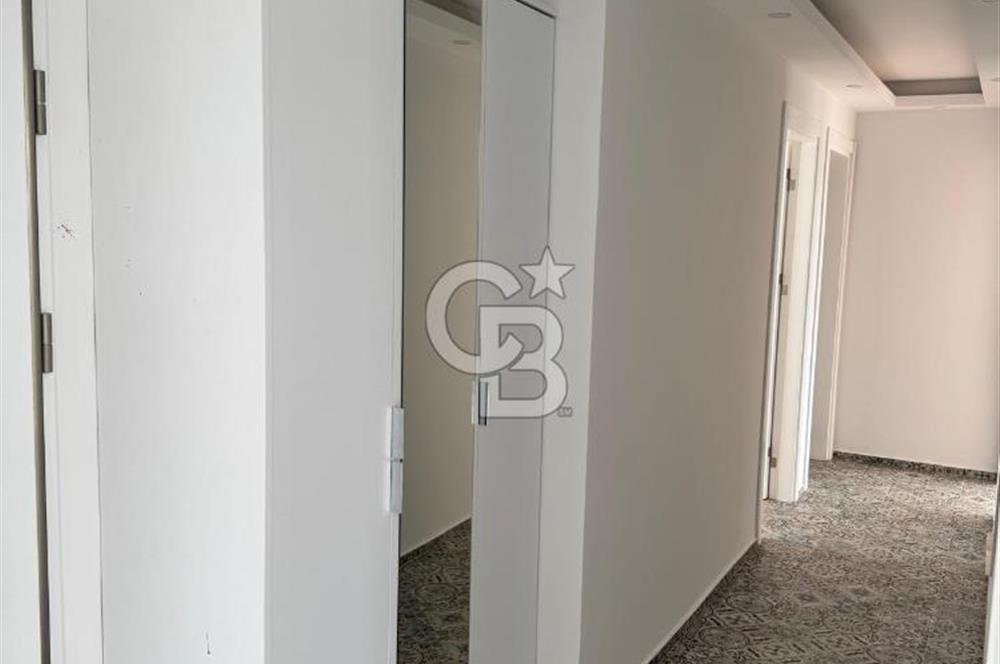 BODRUM AKYARLARDA EŞSİZ MANZARASIYLA SATILIK 3+1 VİLLA