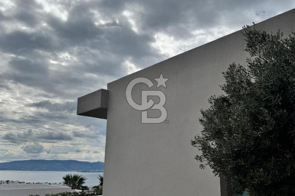 BODRUM AKYARLARDA EŞSİZ MANZARASIYLA SATILIK 3+1 VİLLA