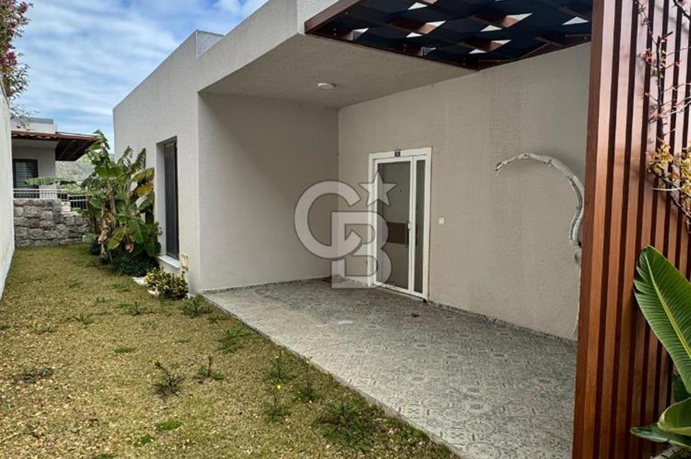 BODRUM AKYARLARDA EŞSİZ MANZARASIYLA SATILIK 3+1 VİLLA