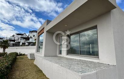 BODRUM AKYARLARDA EŞSİZ MANZARASIYLA SATILIK 3+1 VİLLA