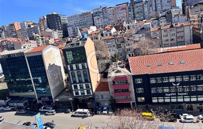 Kurtuluşta Metroya Yakın Manzaralı 2+1 Kiralık Daire  