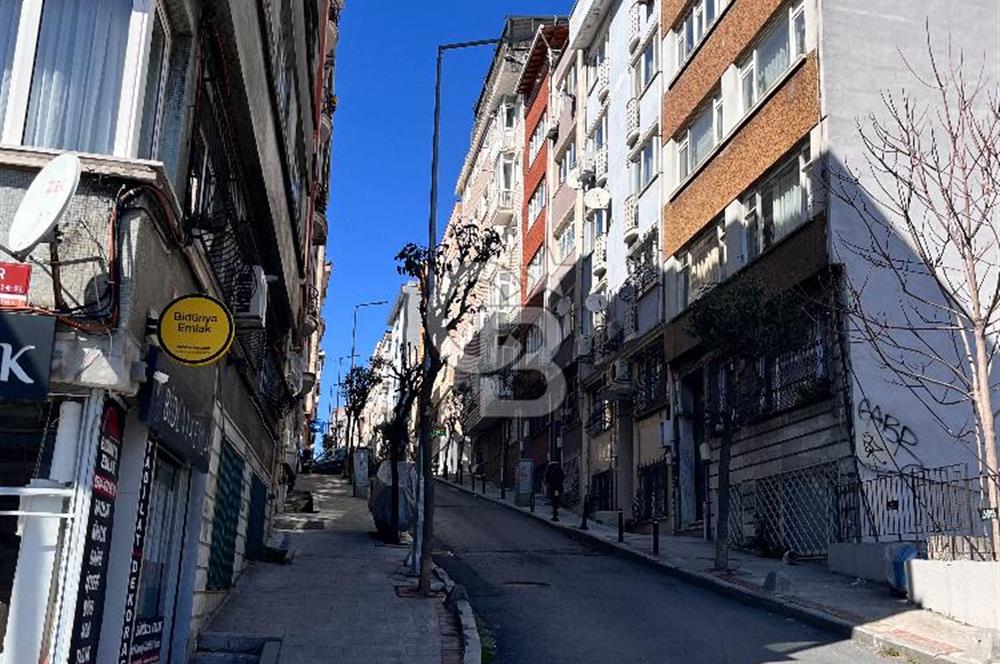 Kurtuluşta Metroya Yakın Manzaralı 2+1 Kiralık Daire  