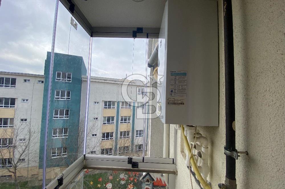 METROYA YÜRÜME MESAFESİNDE GENİŞ KULLANIM ALANLI 4+1